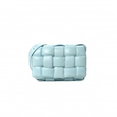 BOTTEGA VENETA PAPER CALFSKIN MAXI INTRECCIO PADDED CASSETTE CROSSBODY BAG ICE 