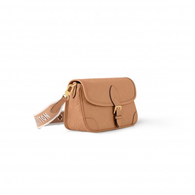 LOUIS VUITTON DIANE M11817