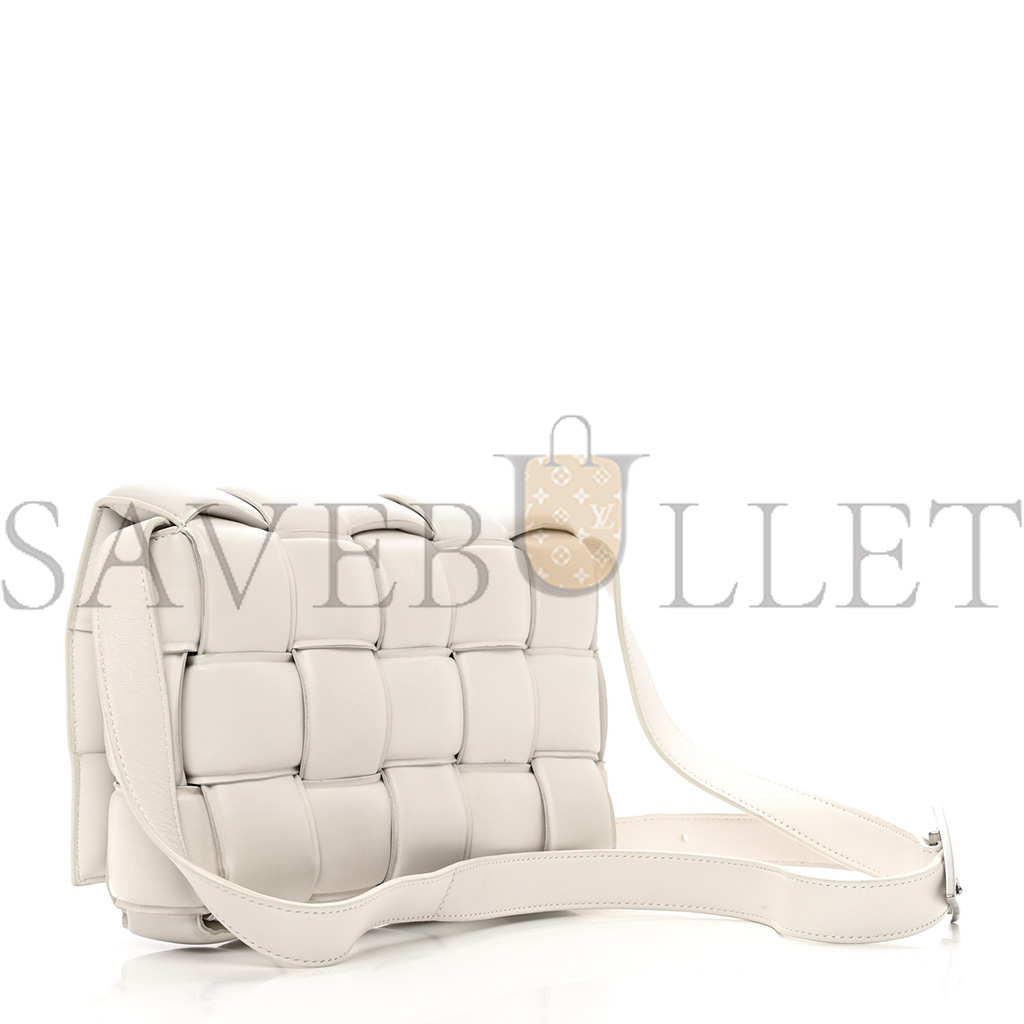 BOTTEGA VENETA NAPPA MAXI INTRECCIO PADDED CASSETTE CROSSBODY BAG CHALK