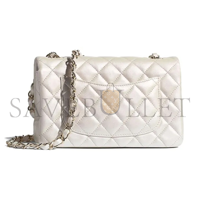 CHANEL CALFSKIN CHAIN FLAP BAG A69900 B05462 10601