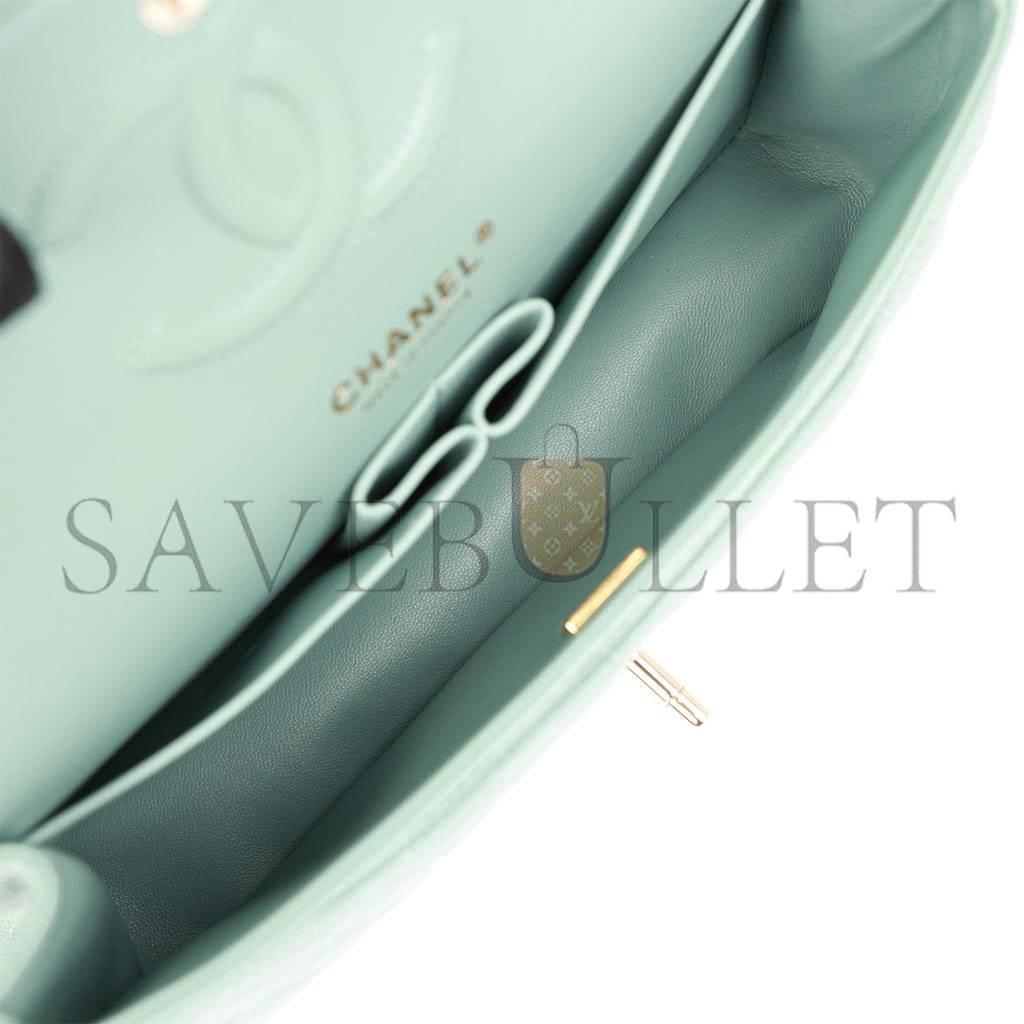 CHANEL MEDIUM CLASSIC DOUBLE FLAP BAG GREEN CAVIAR LIGHT GOLD HARDWARE CHANEL MEDIUM CLASSIC DOUBLE FLAP BAG GREEN CAVIAR LIGHT GOLD HARDWARE